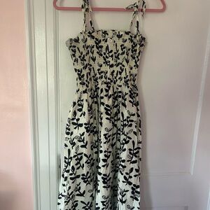Floral Black and White Women's Maxi Dress